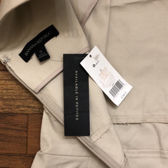 NWT Nude Banana Republic Dress - Picture 4 of 5